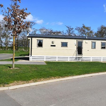 The Salsa Attractive Accomodation At Tattershall Lakes Exterior photo